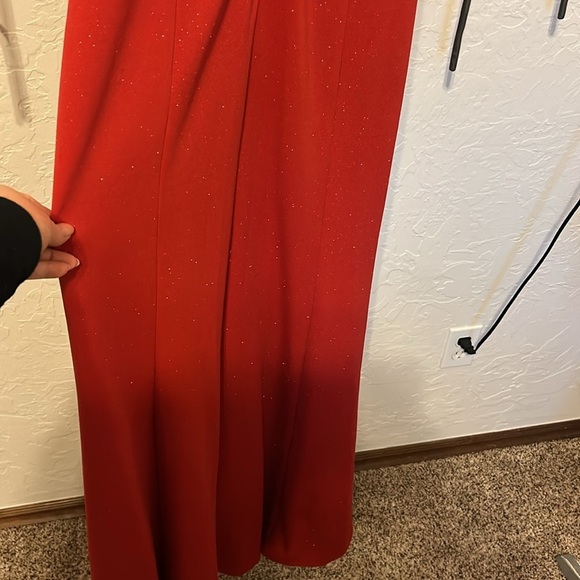 XtraOrdinary red shimmer long prom evening or banquet gown. Sz. 13. Worn once - Picture 5 of 9